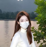肤白貌美大长腿！